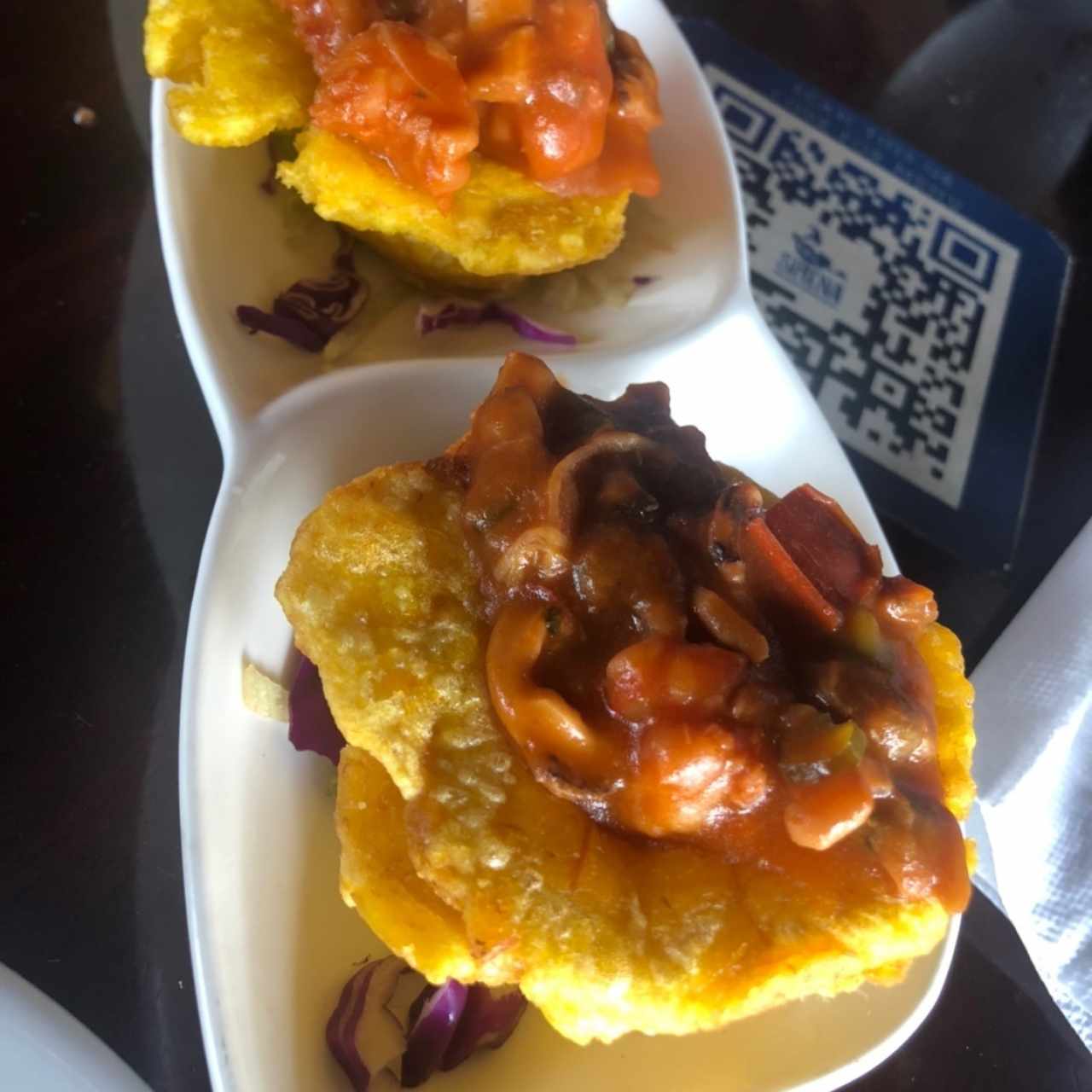Patacones rellenos de Camarón