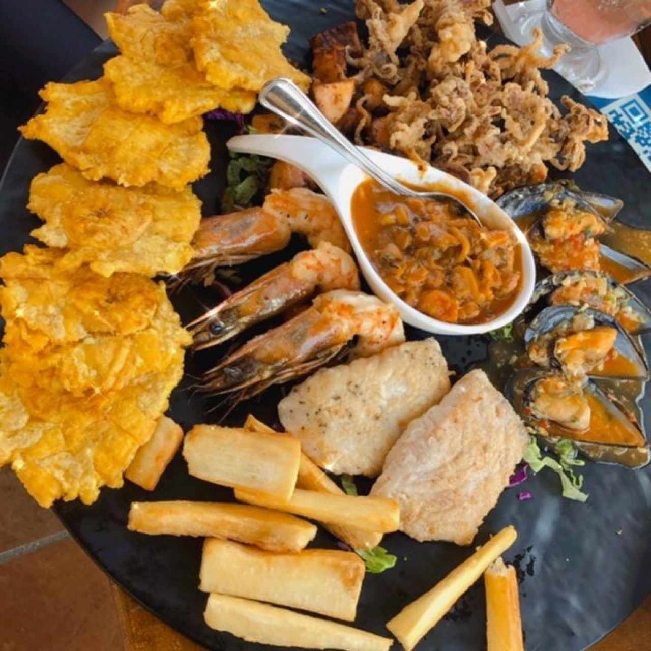 mixto de marisco 