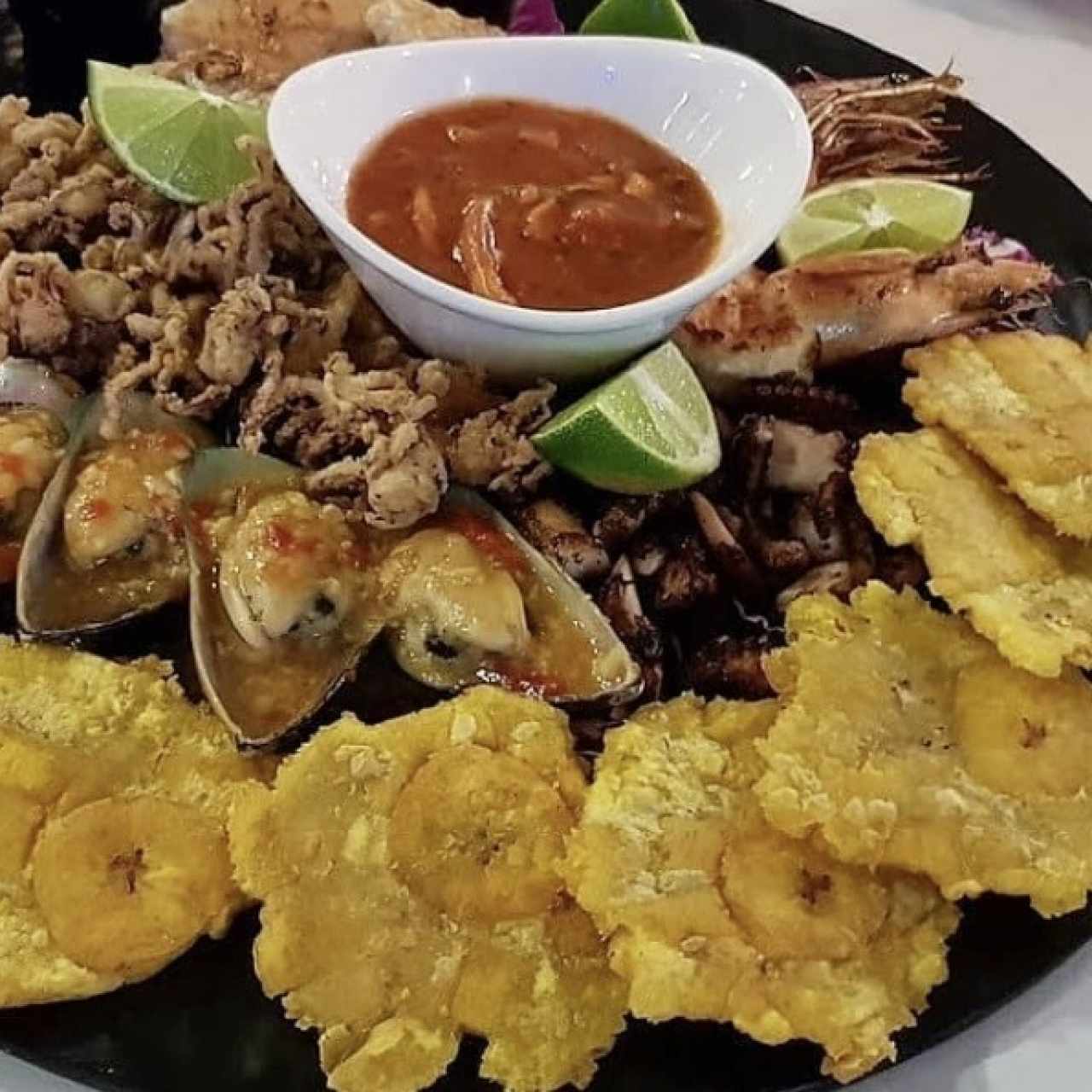Bandeja de Mariscos 