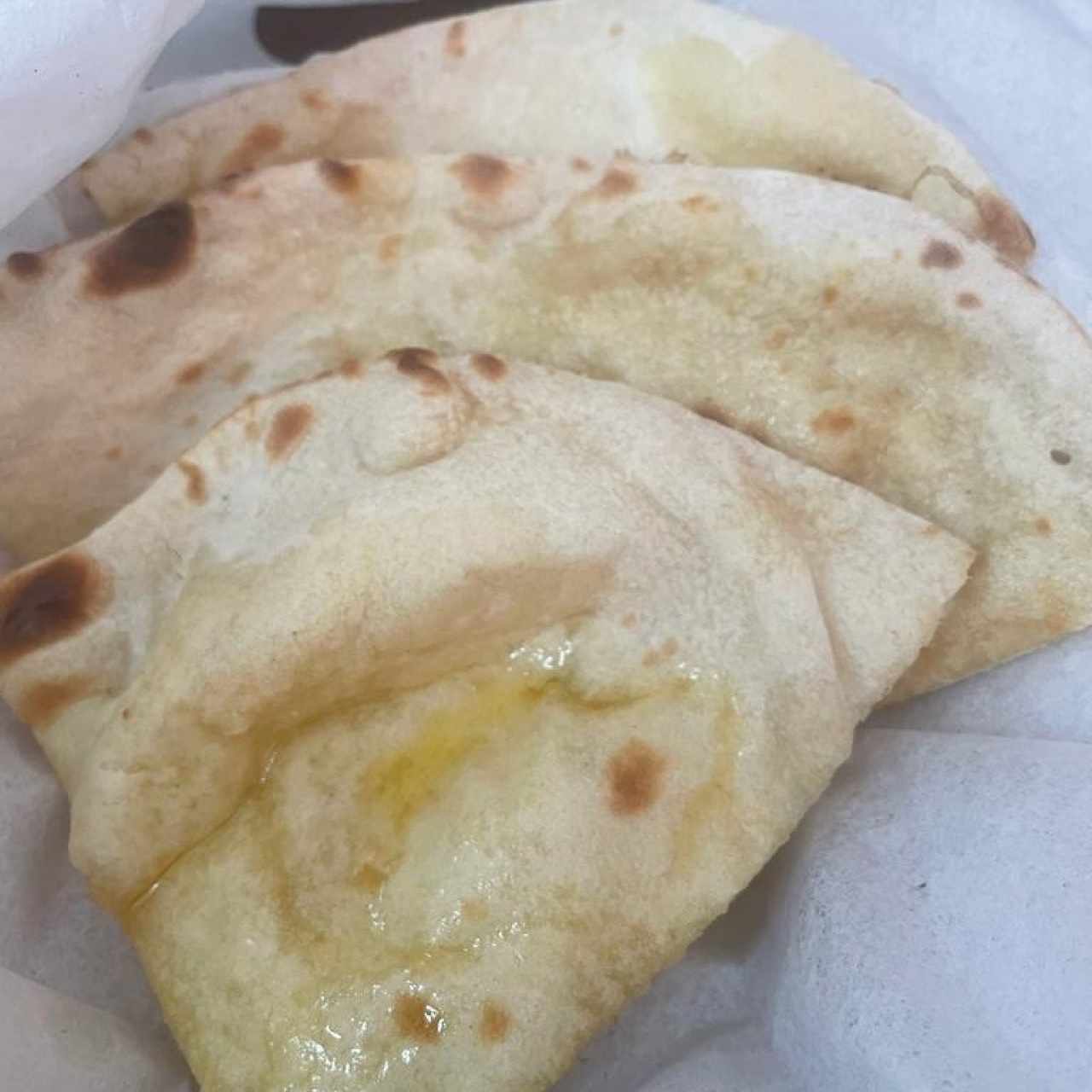 BUTTER NAAN 