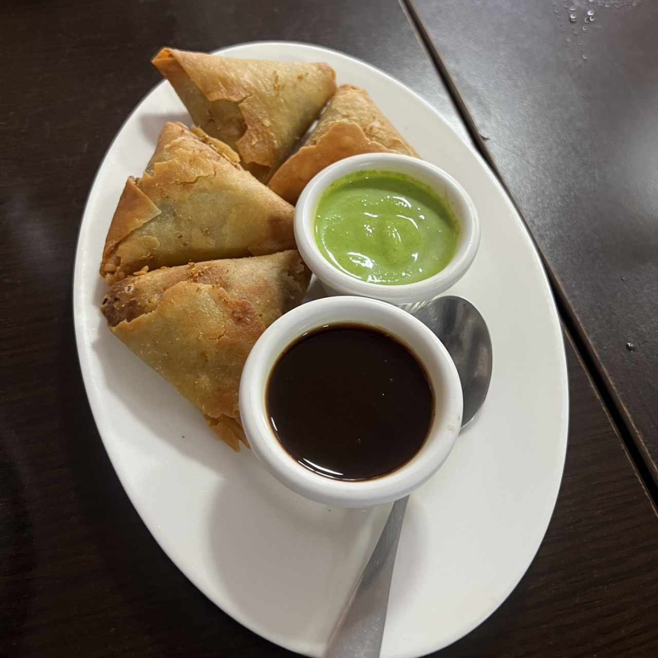 Aperitivos/ Apperitizes - Chicken Samosa