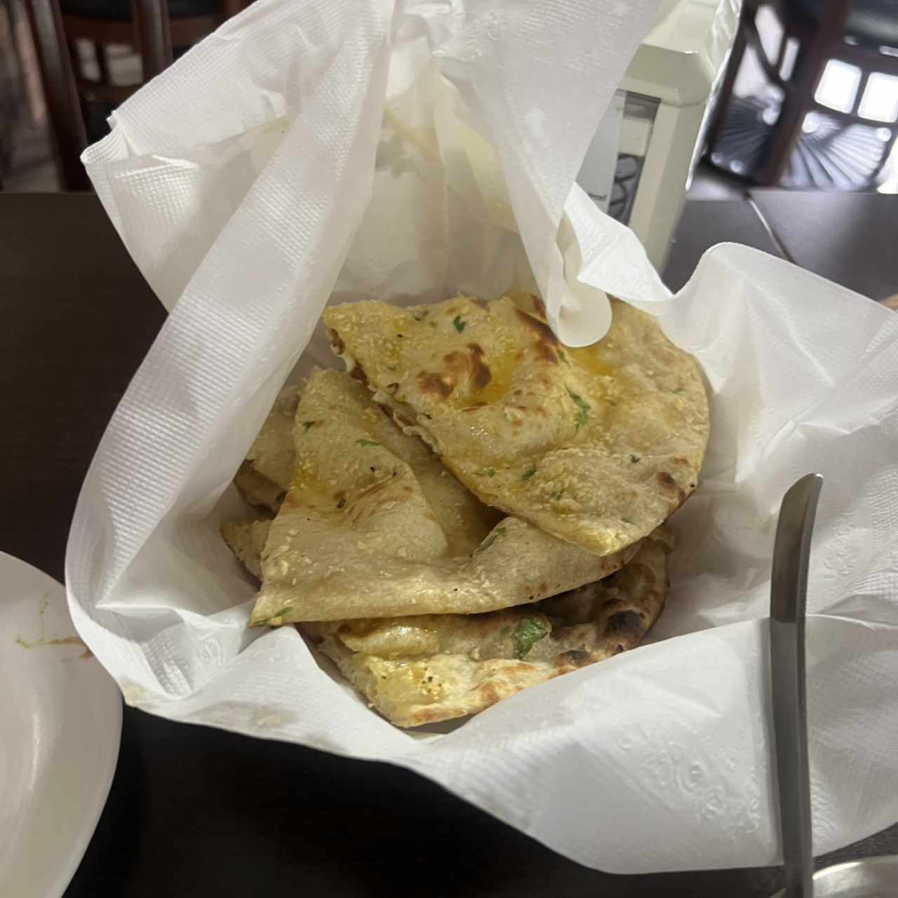 Pan/ Bread - Garlic Naan