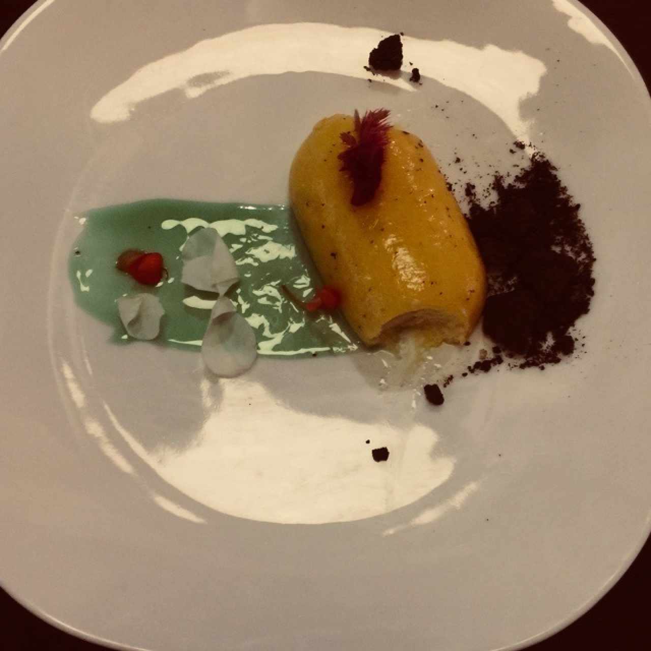 mousse de maracuya con centro de fresas