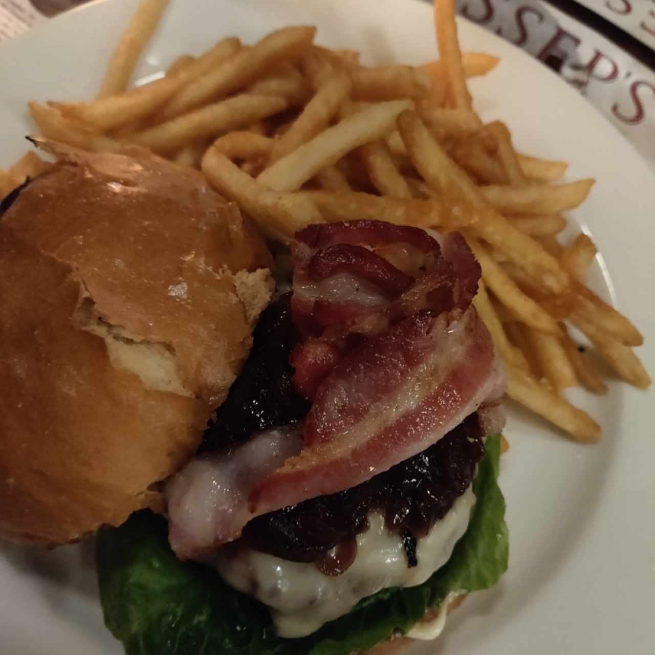 Hamburguesa de Carne importada con Foie gras