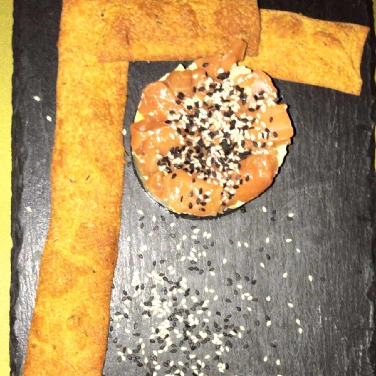 Salmon tartare
