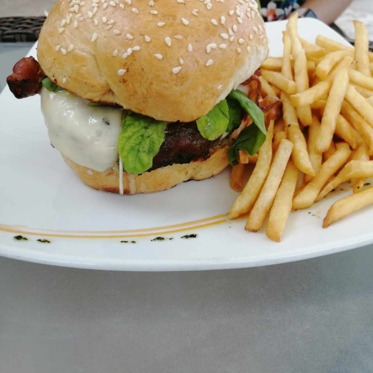 Hamburguesas Summit - La Mongola