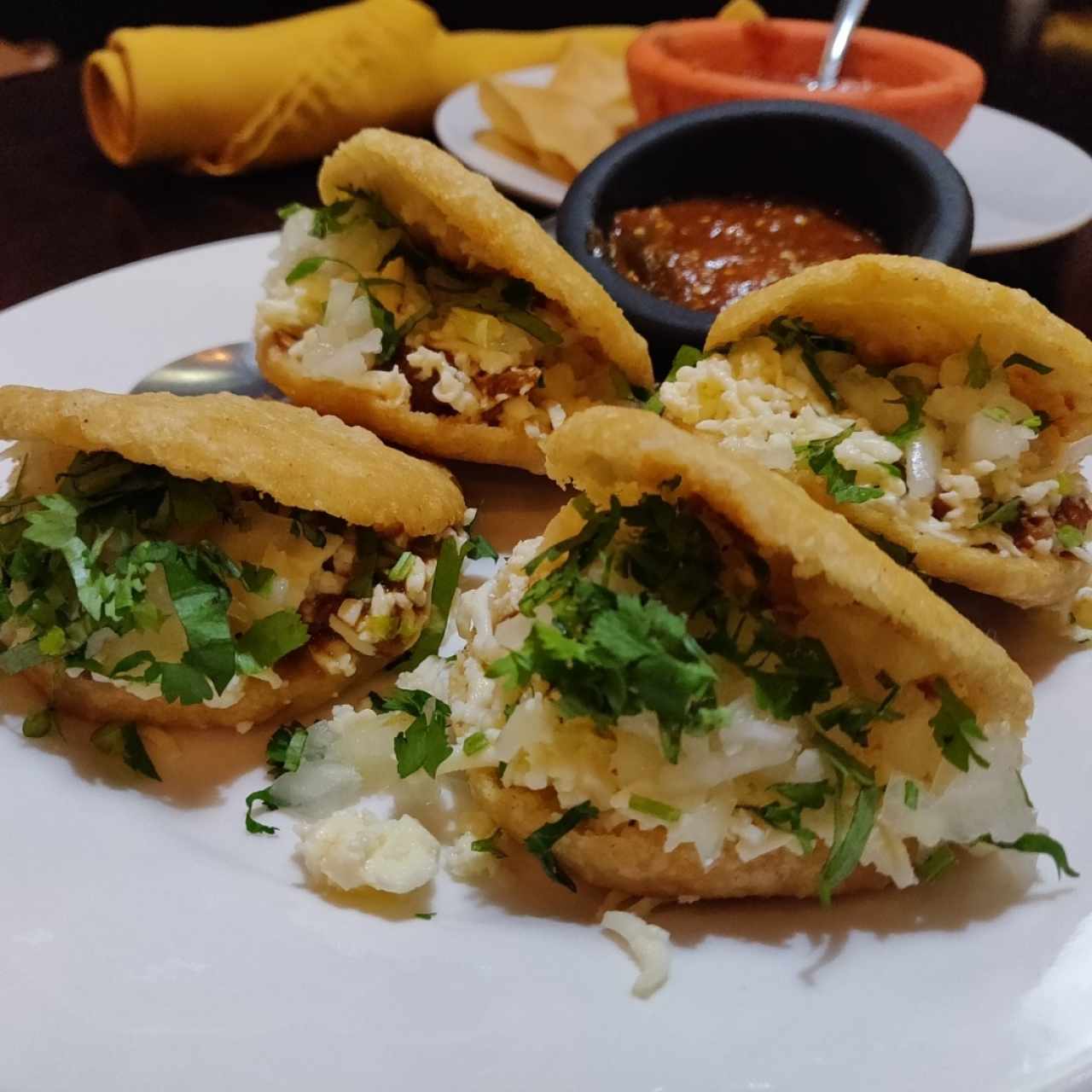 gorditas de chicharron 