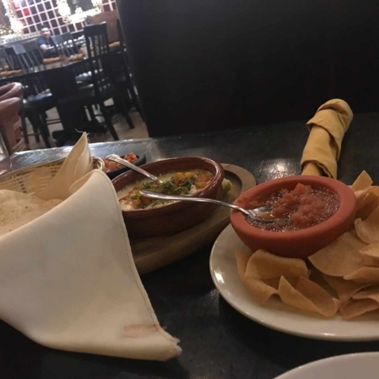 Entrada de queso fundido con fajitas 