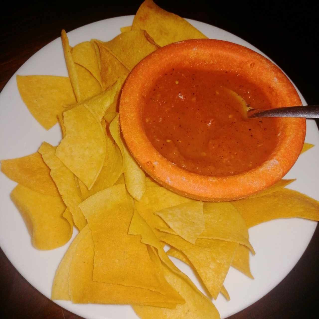 Chips cortesía de la casa