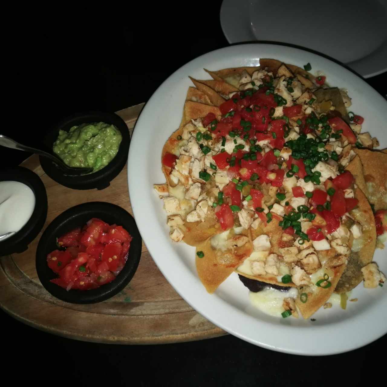 nachos 3 quesos con pollo