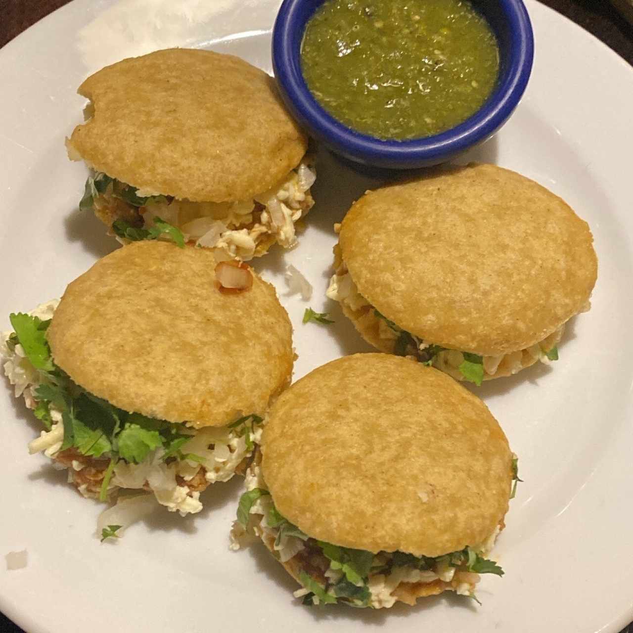 Entradas - Gorditas de Chicharrón