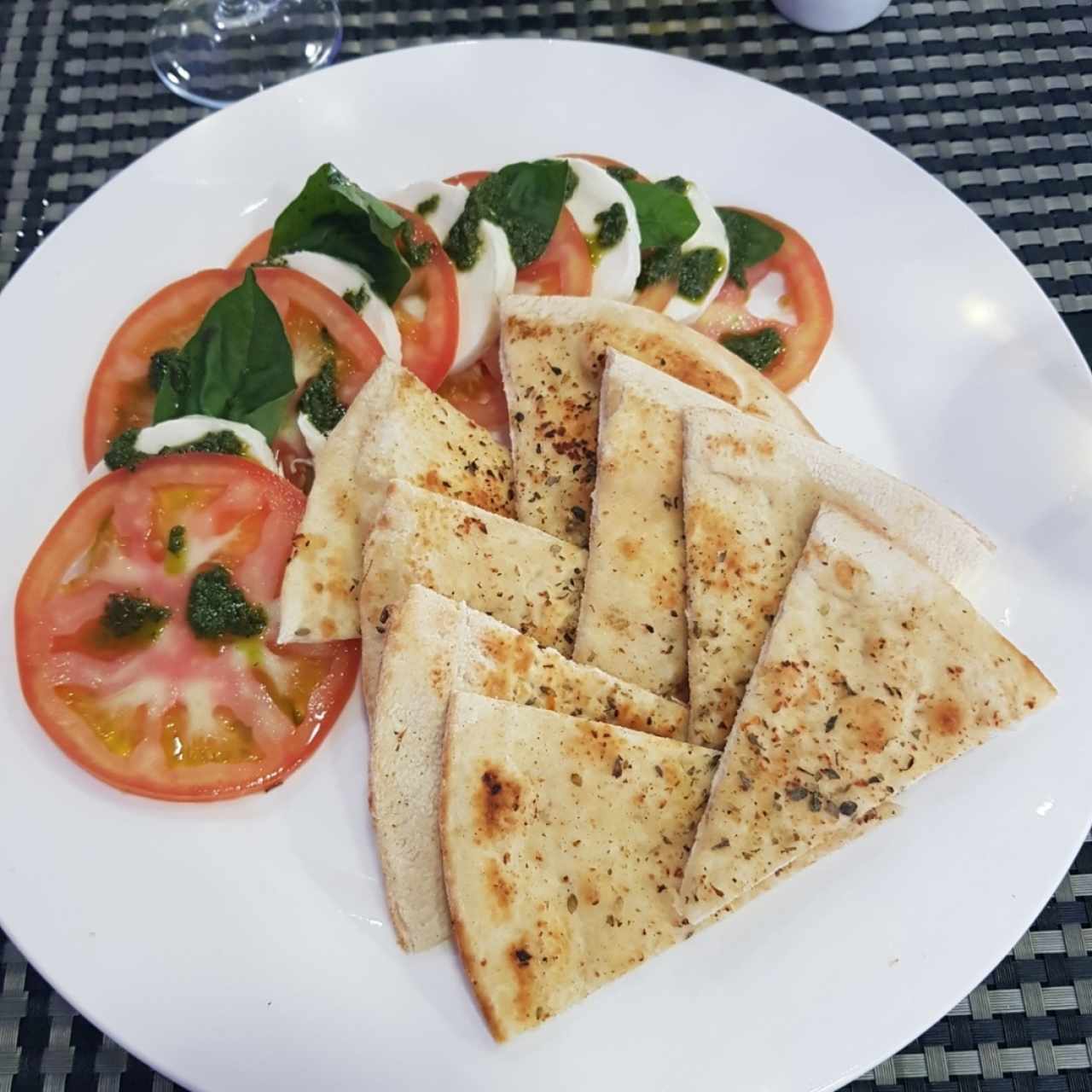 Ensaladas - Ensalada Capresa