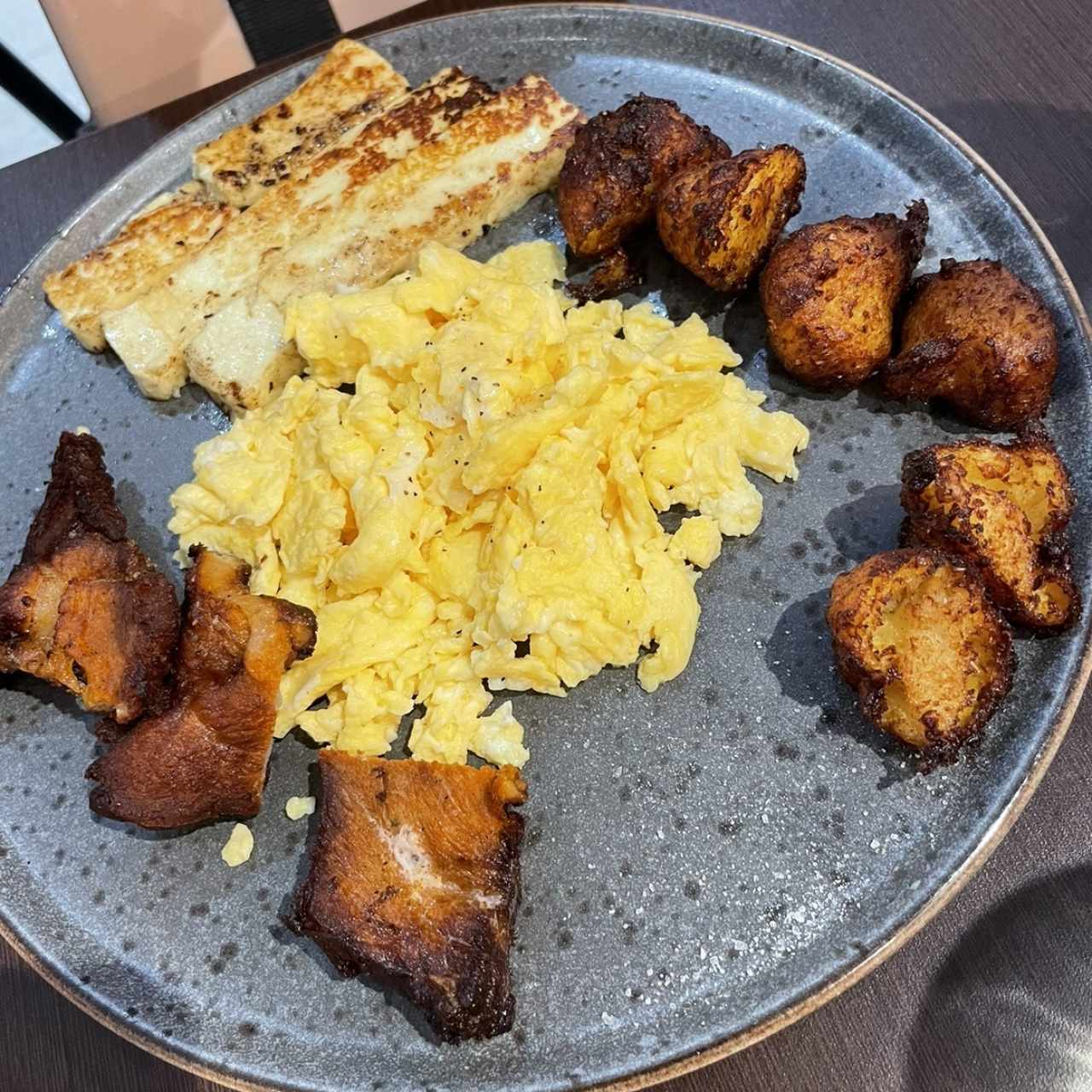 Desayunos - Tipico