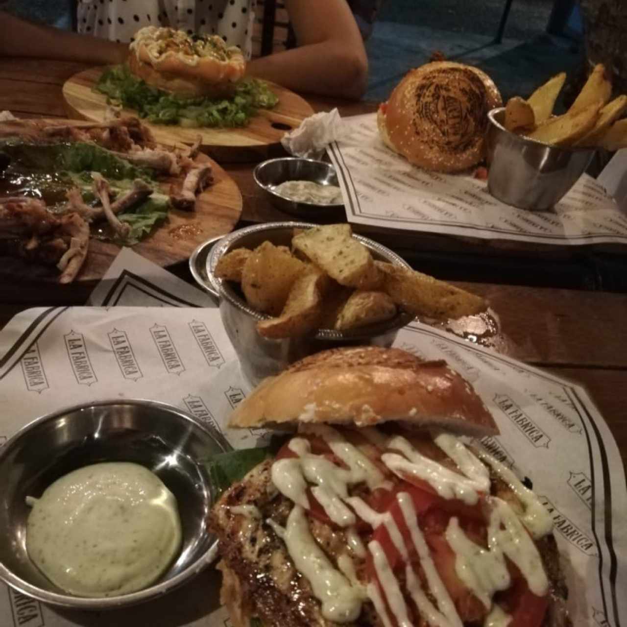 Hamburguesas - La Fábrica