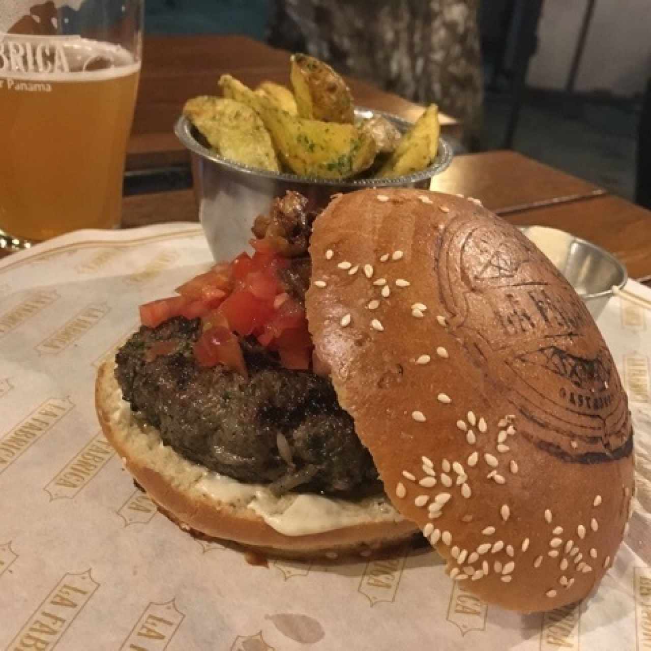 Hamburguesas - La Fábrica