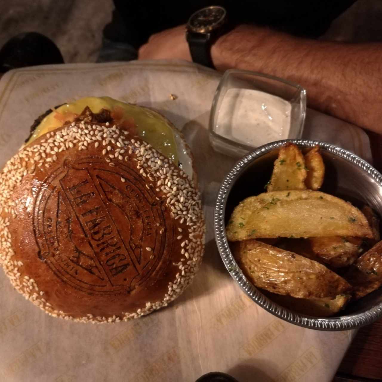 Hamburguesas - La Fábrica
