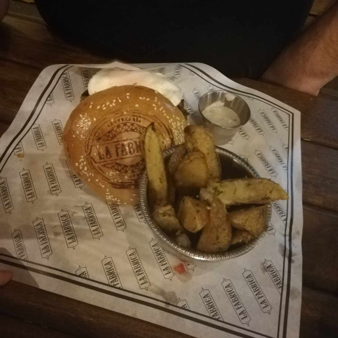 hamburguesa la fábrica 