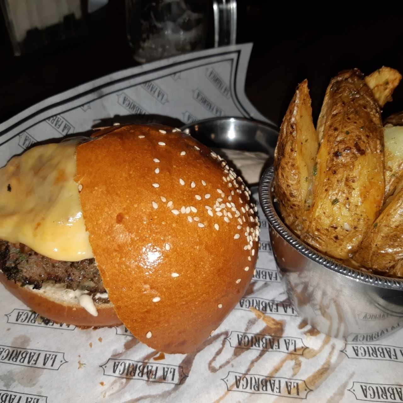 Hamburguesas - La Fábrica