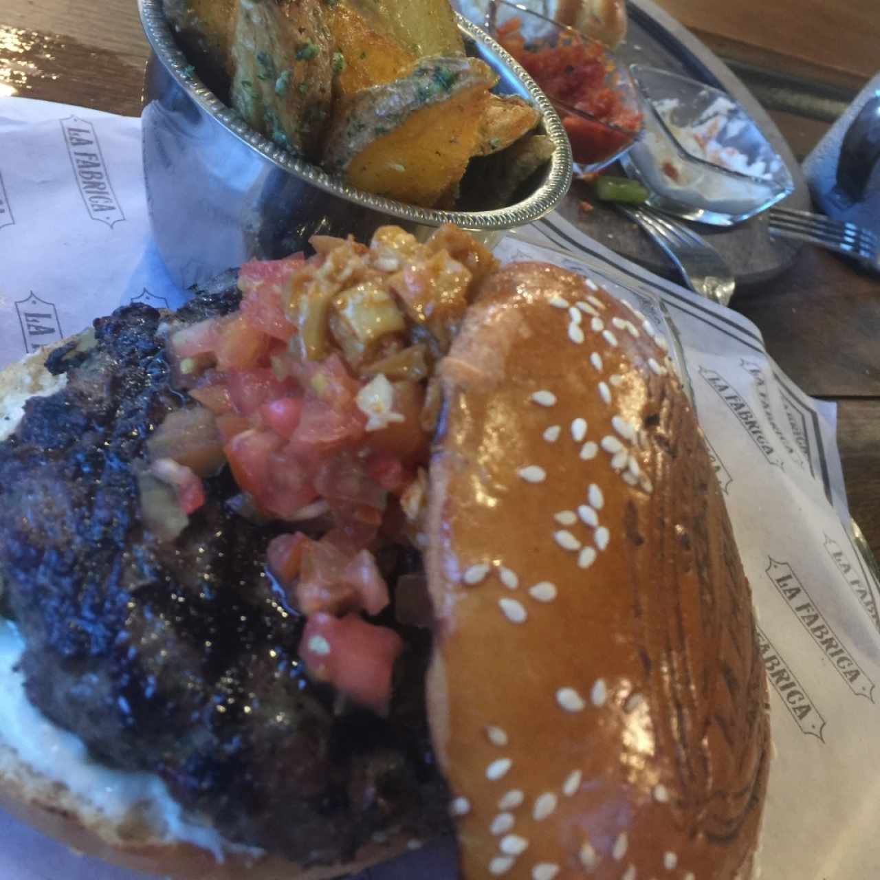 Hamburguesas - La Fábrica