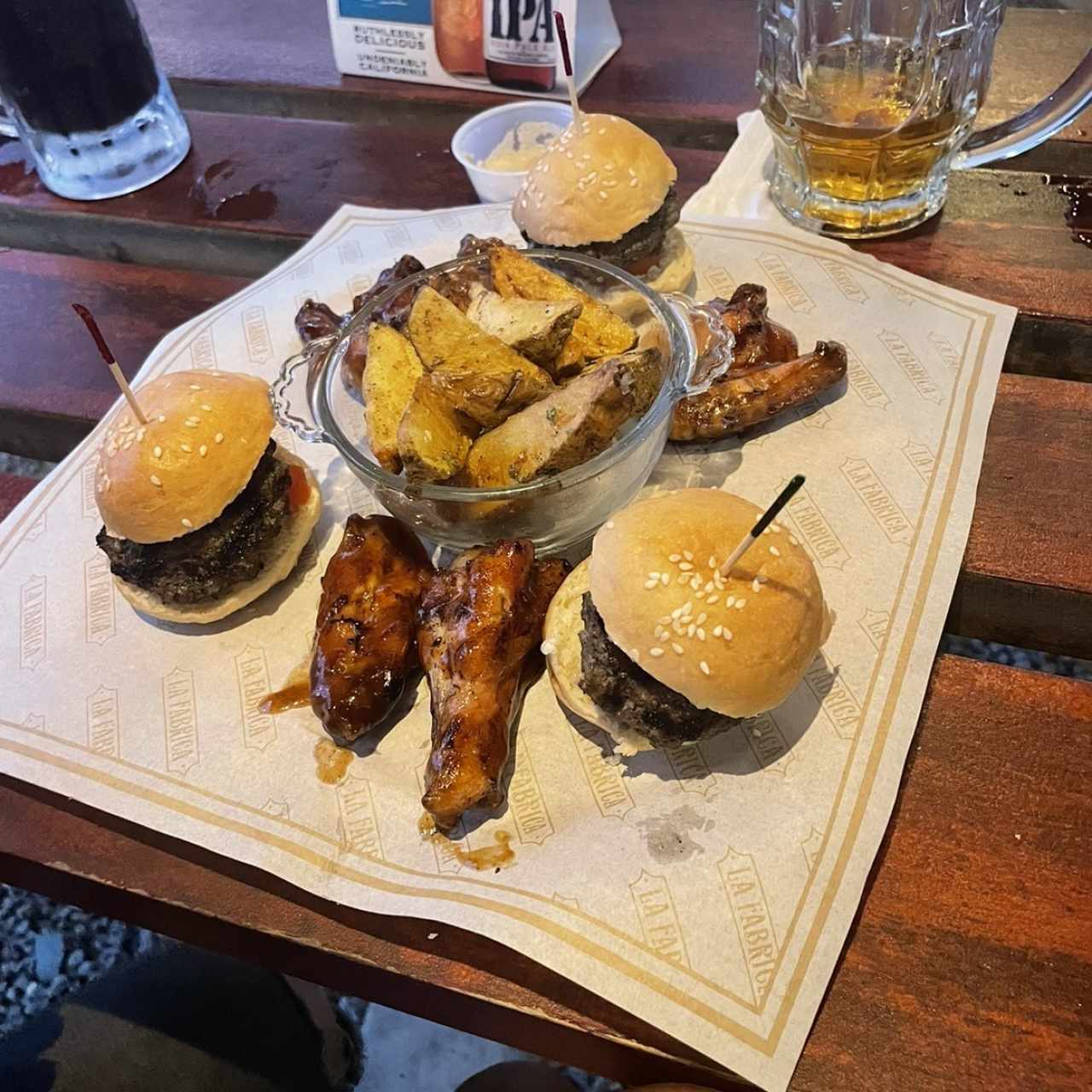 Especiales - Carnivore
