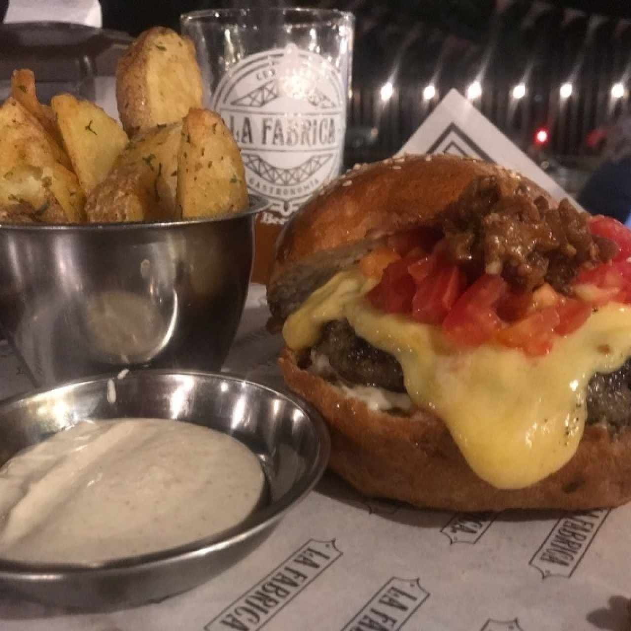 Hamburguesas - La Fábrica