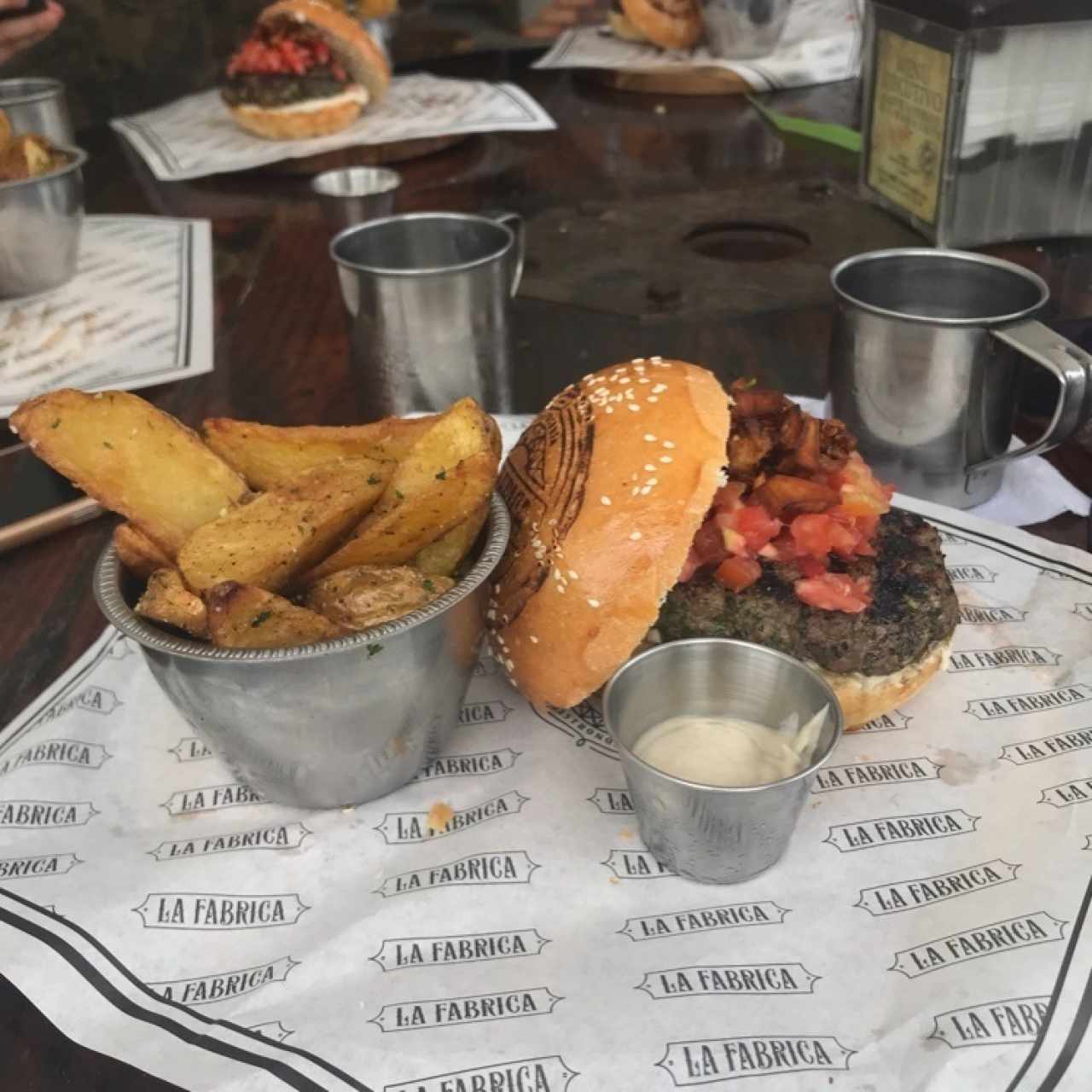 Hamburguesa La Fábrica