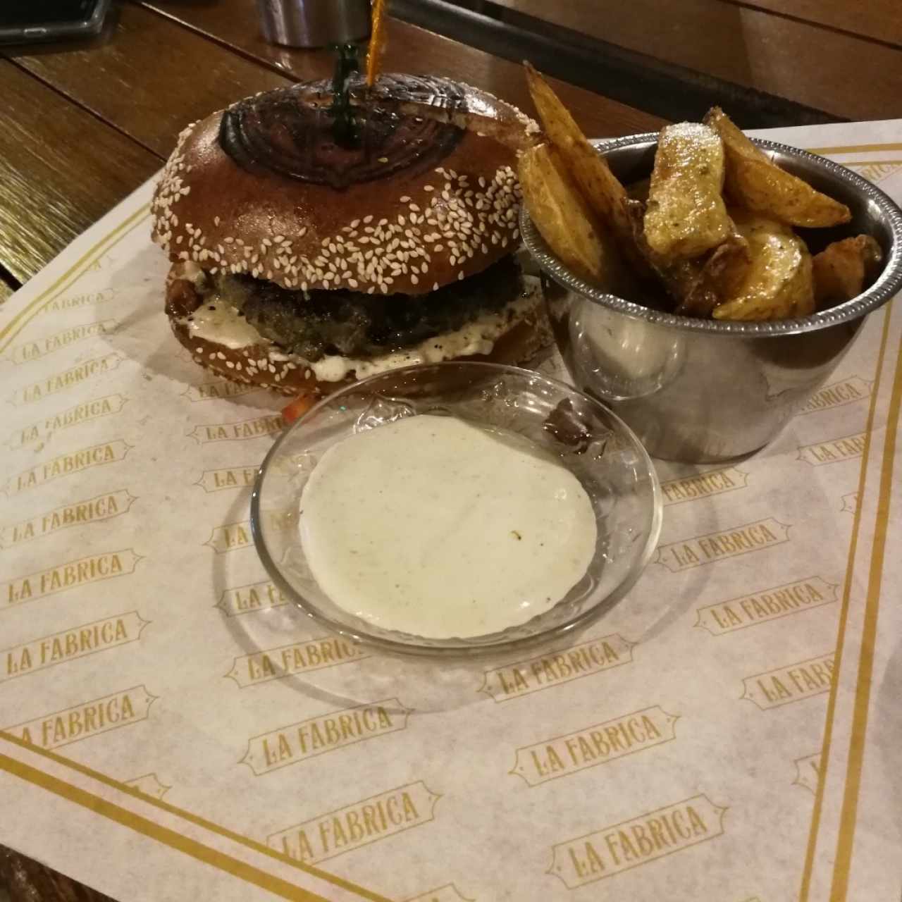 Hamburguesas - La Fábrica