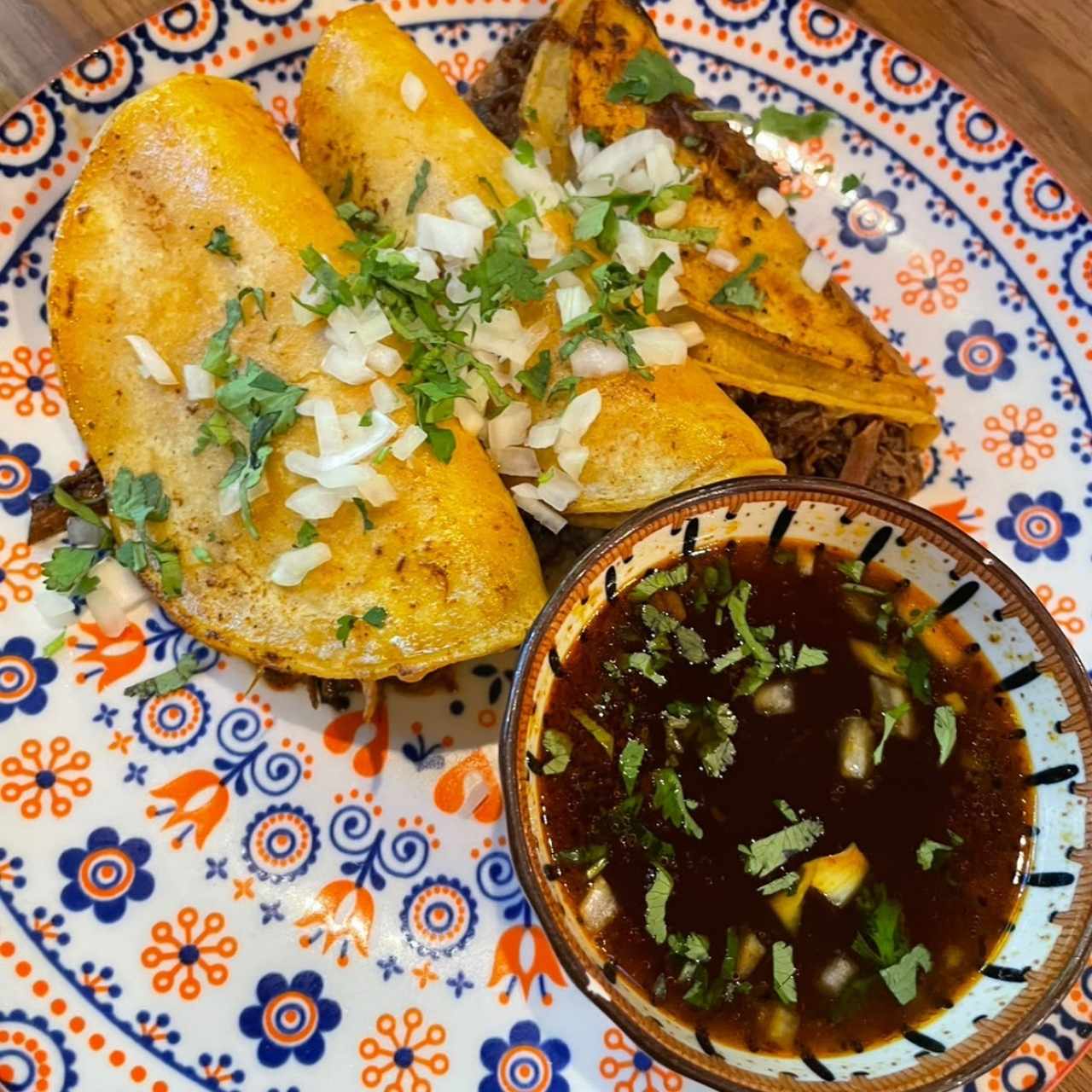 Los Antojables - Birria de Res