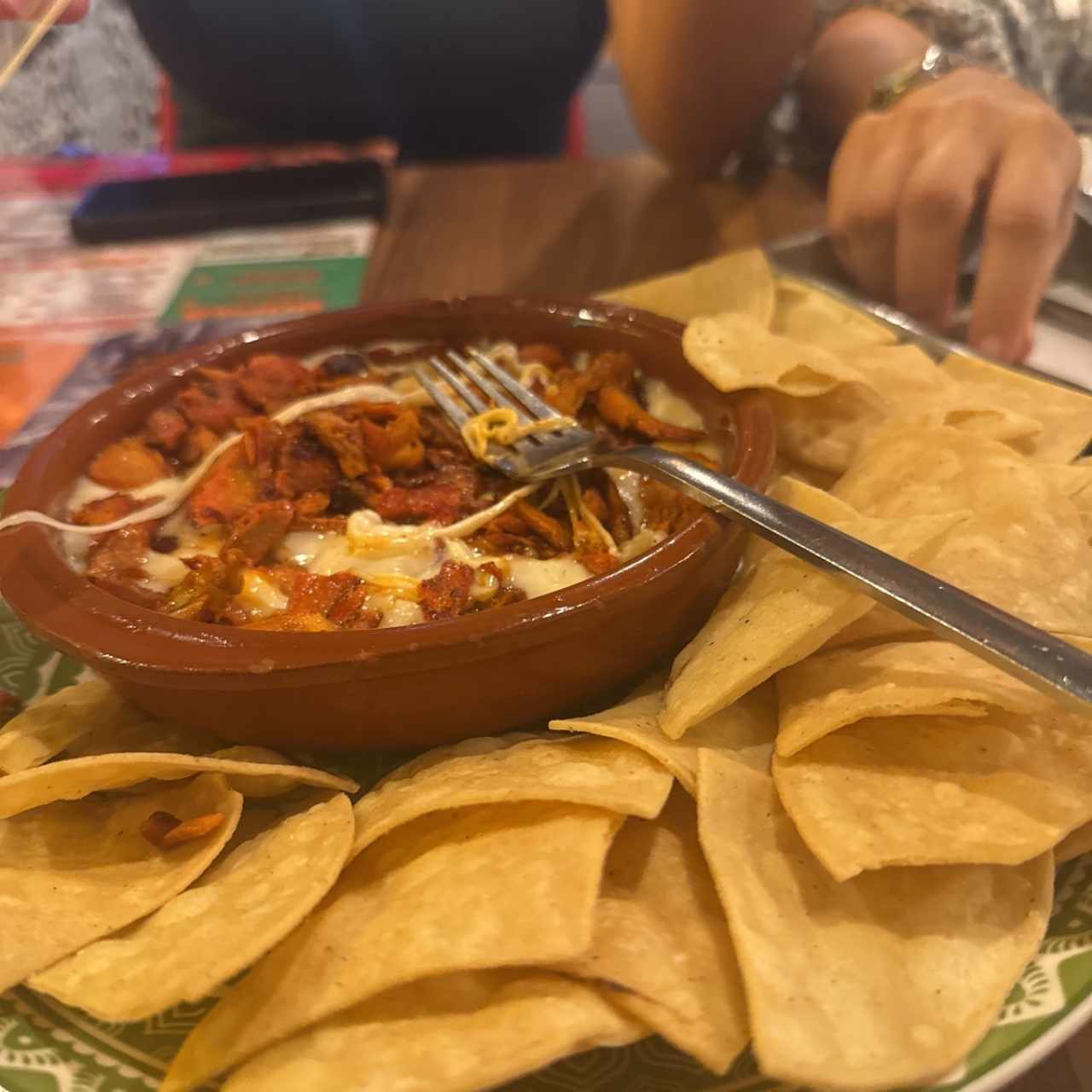 Queso Fundido con Champiñones