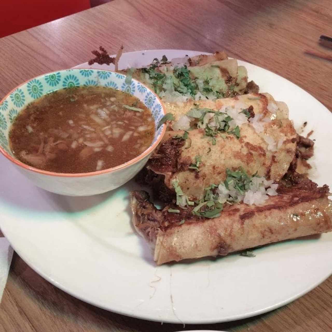 Los Antojables - Birria de Res