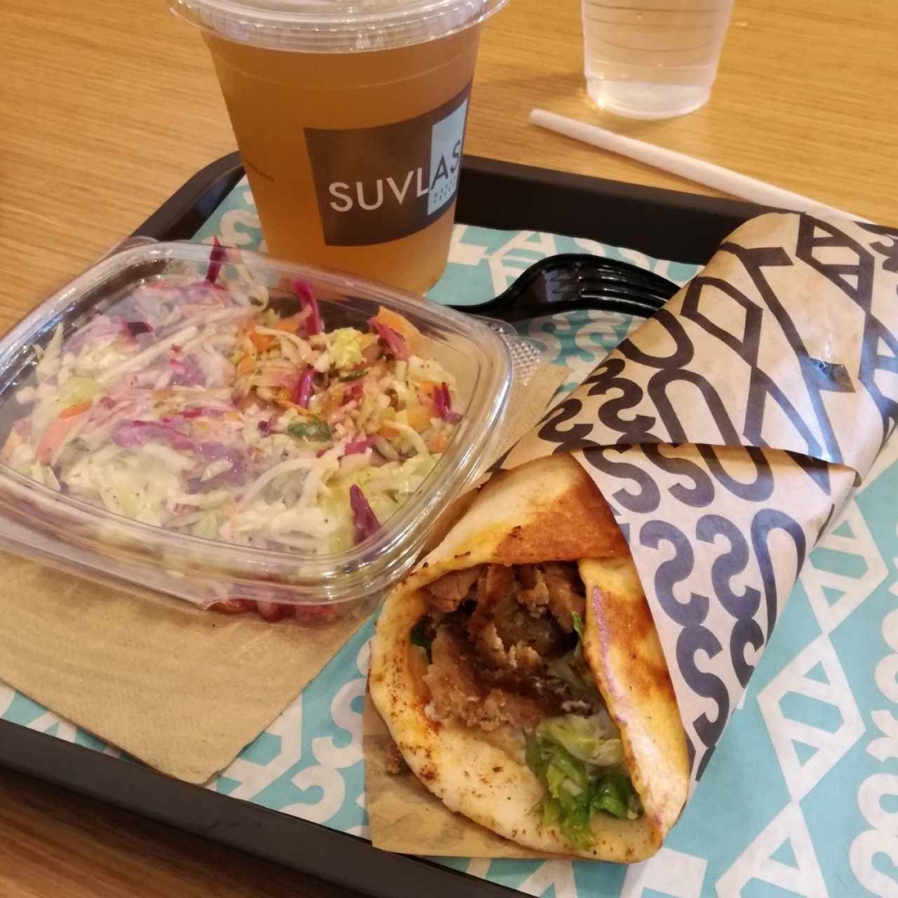 Yeero Pork en Pita Arabic