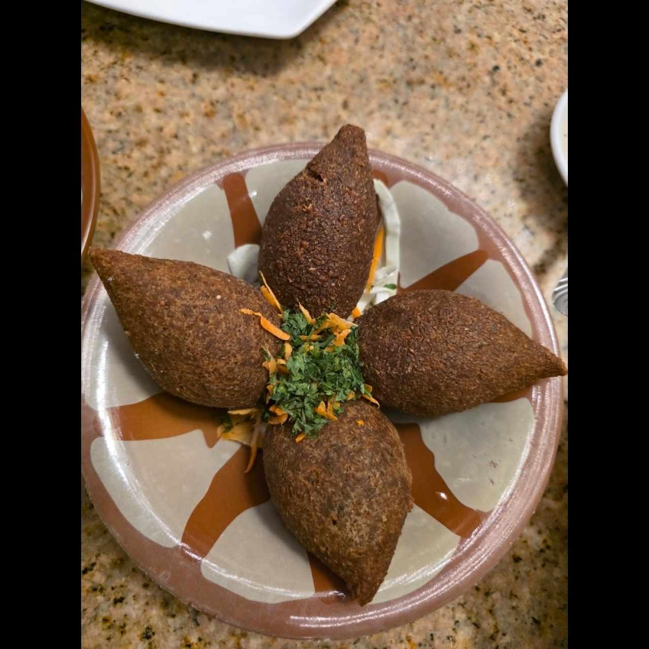 Entradas Libanesas - Kibbe Frito (4 Unidades)