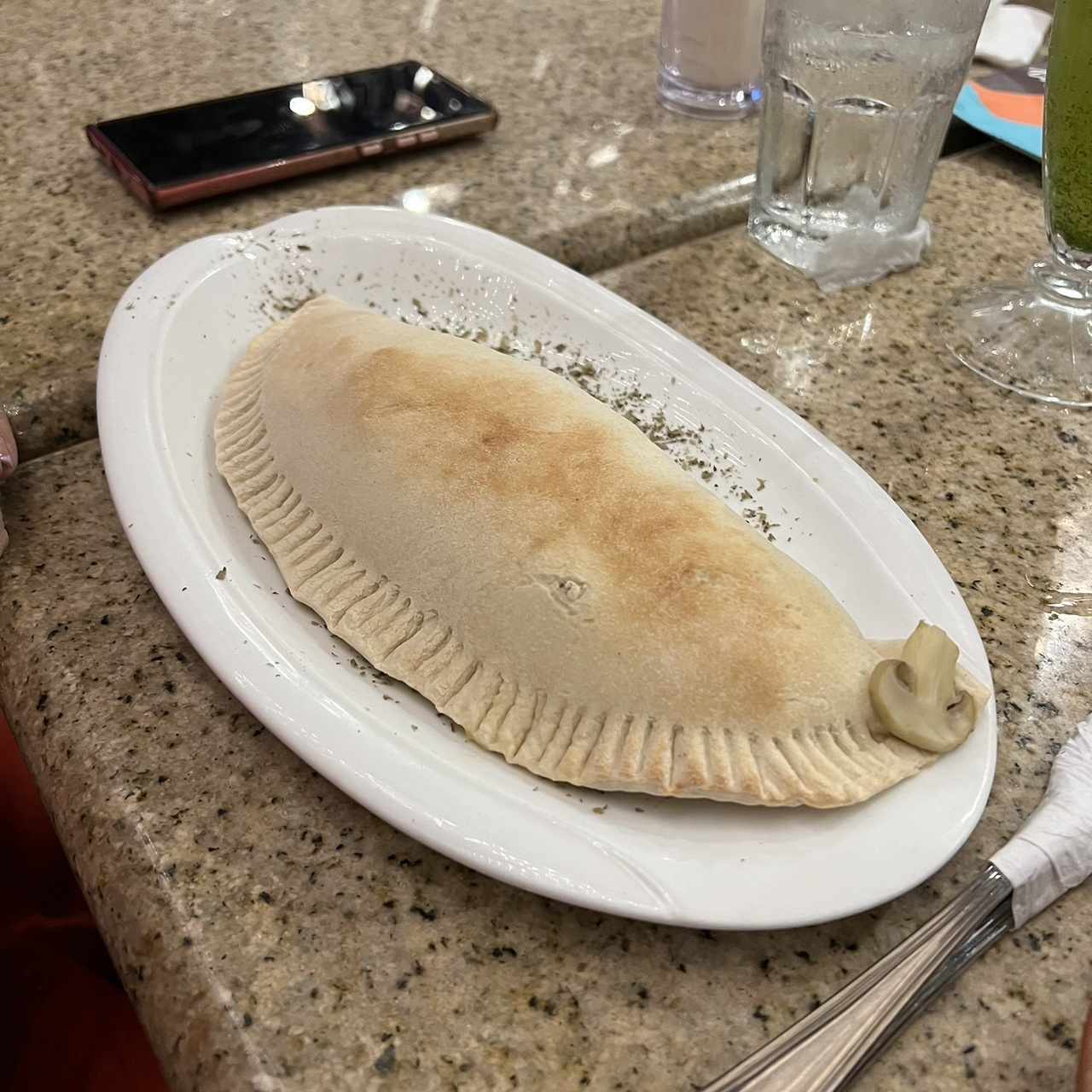 Calzone de Pollo con Hongos