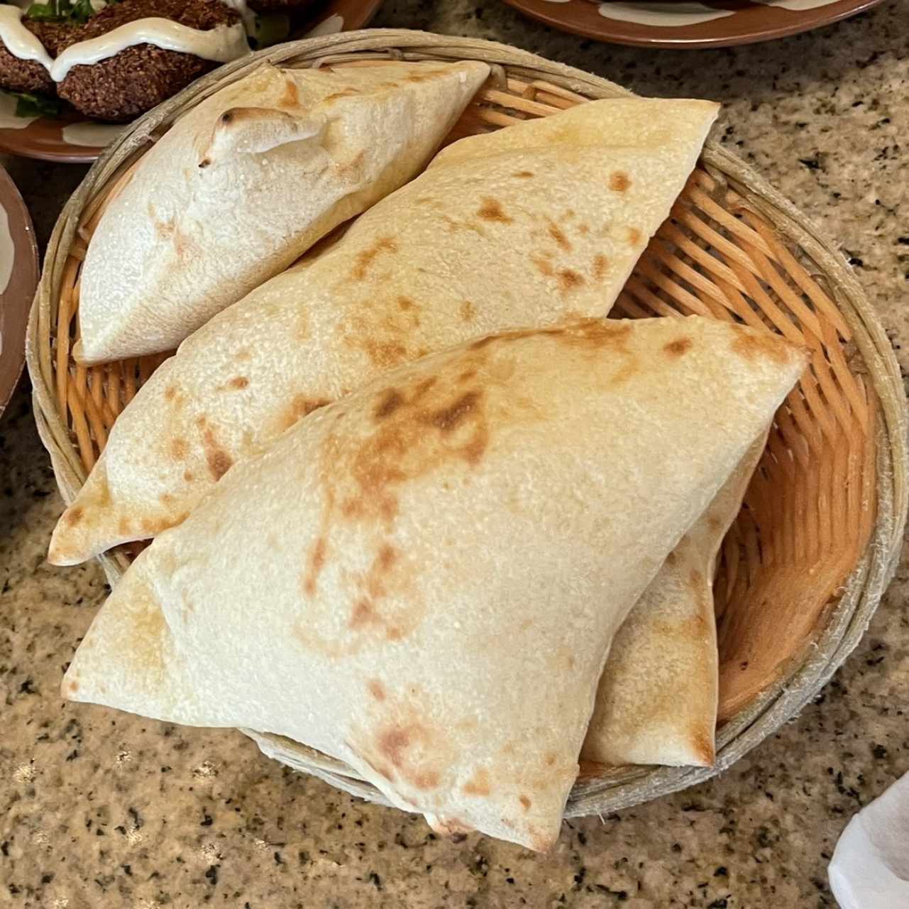 Entradas Libanesas - Pan Pita