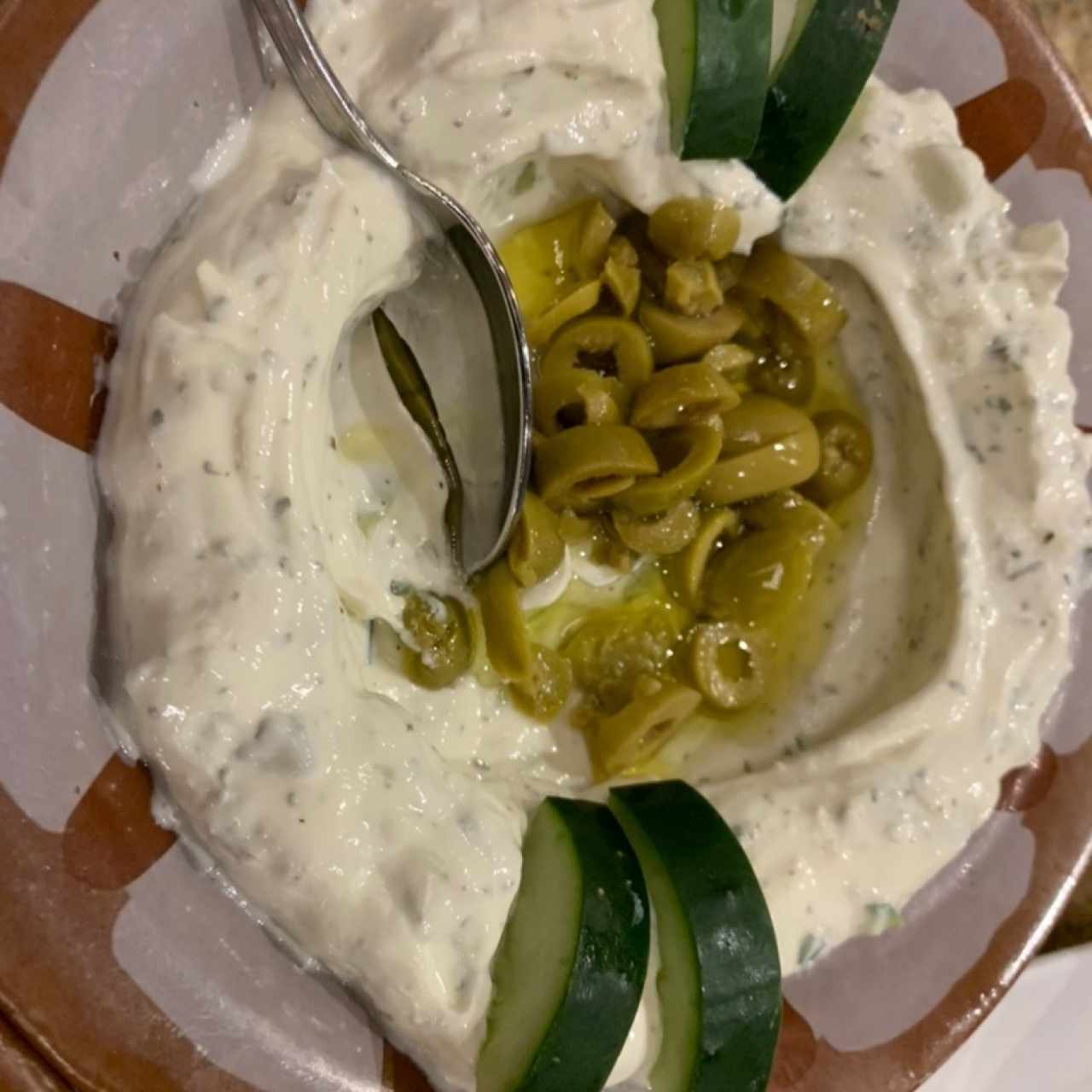 Entradas Libanesas - Yogur con Pepinos