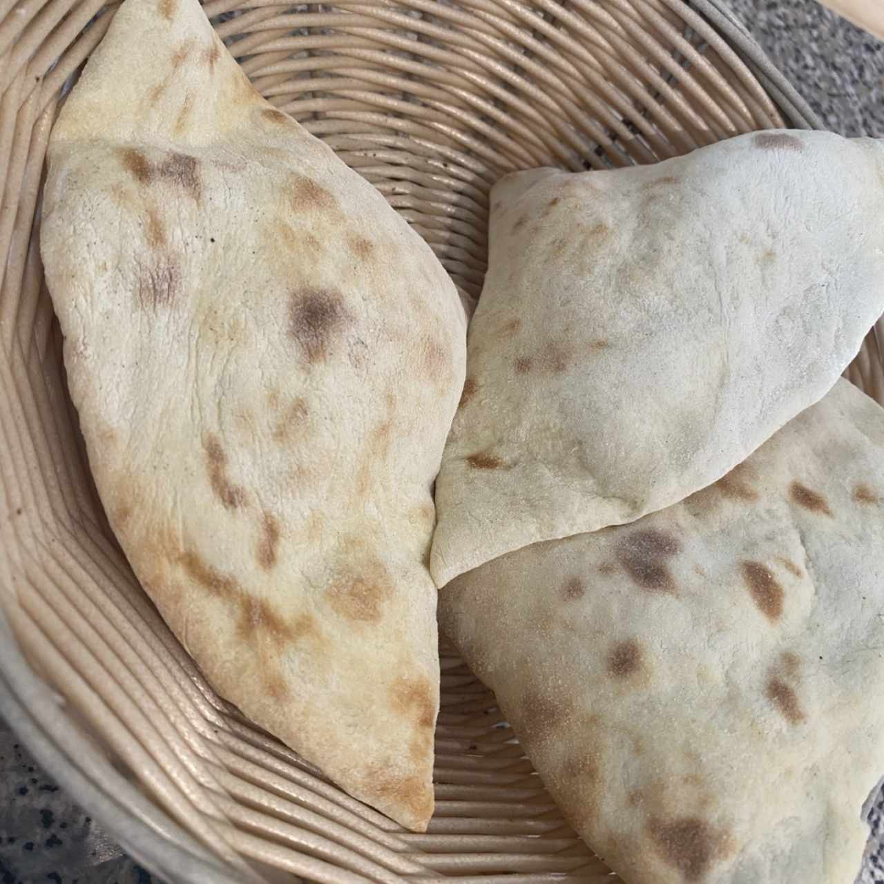 Entradas Libanesas - Pan Pita