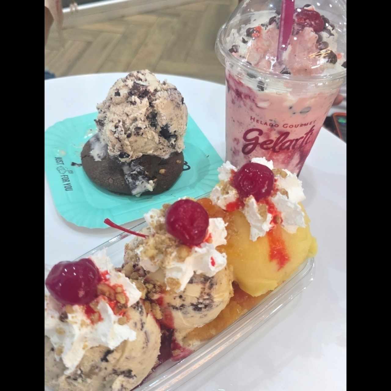 Banana Split, frapé de frutos del bosque