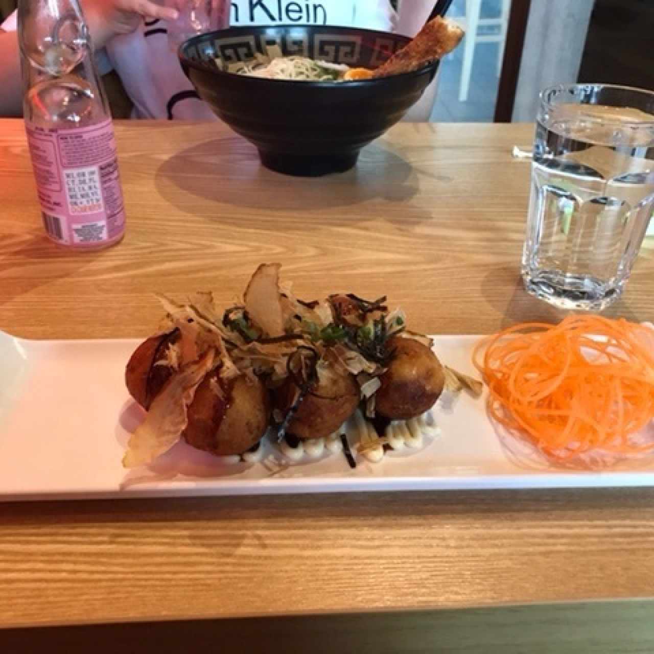Entradas - Takoyaki