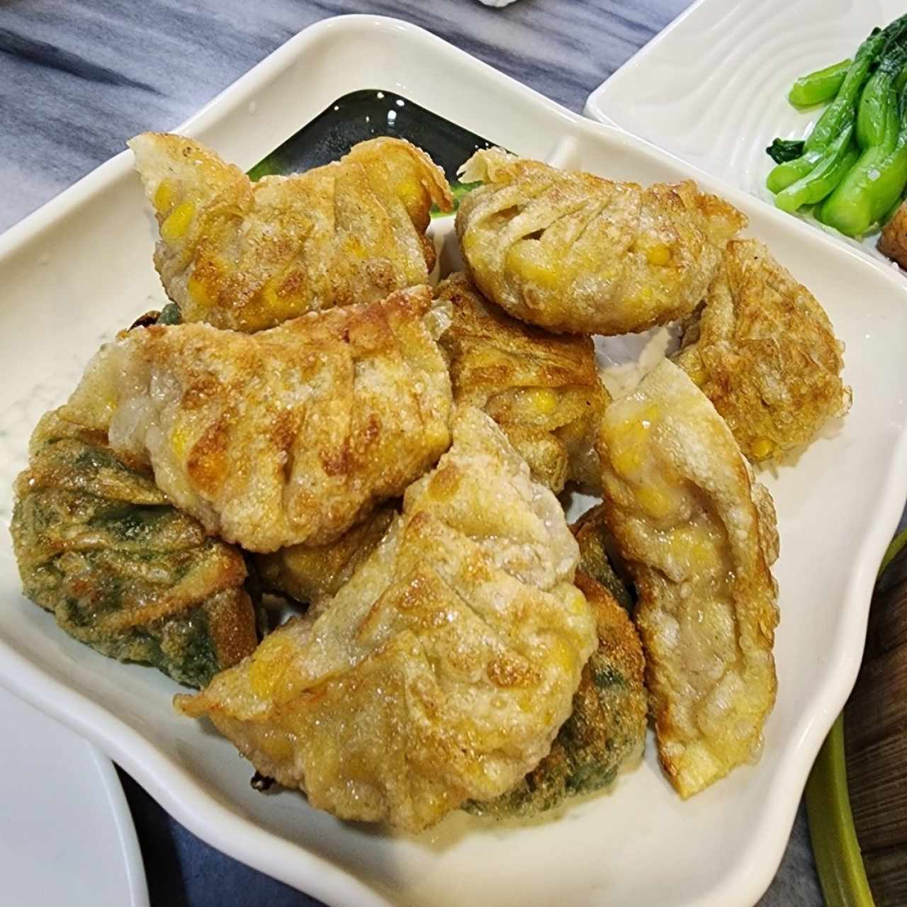 Dumplings de puerco con Maíz 