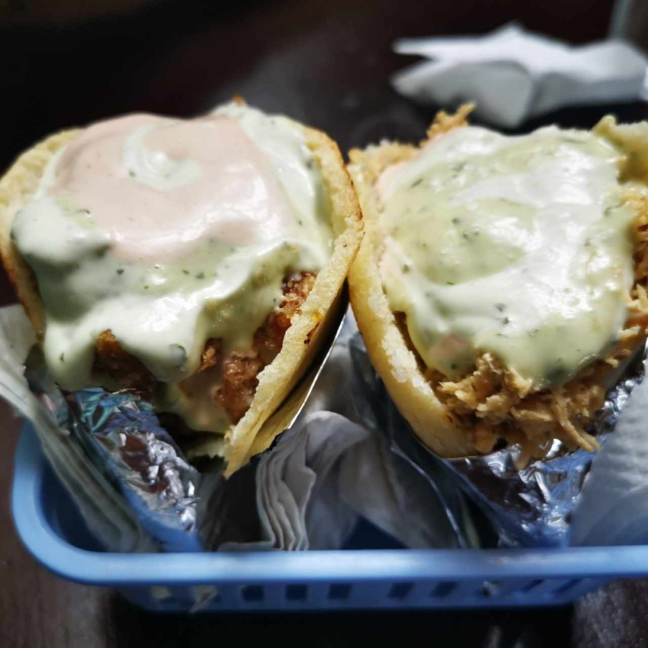 Arepas de combinación y de chicharrón 