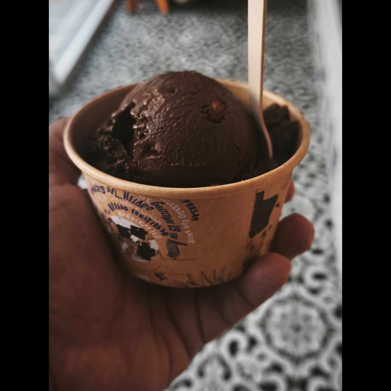 Dark Tella