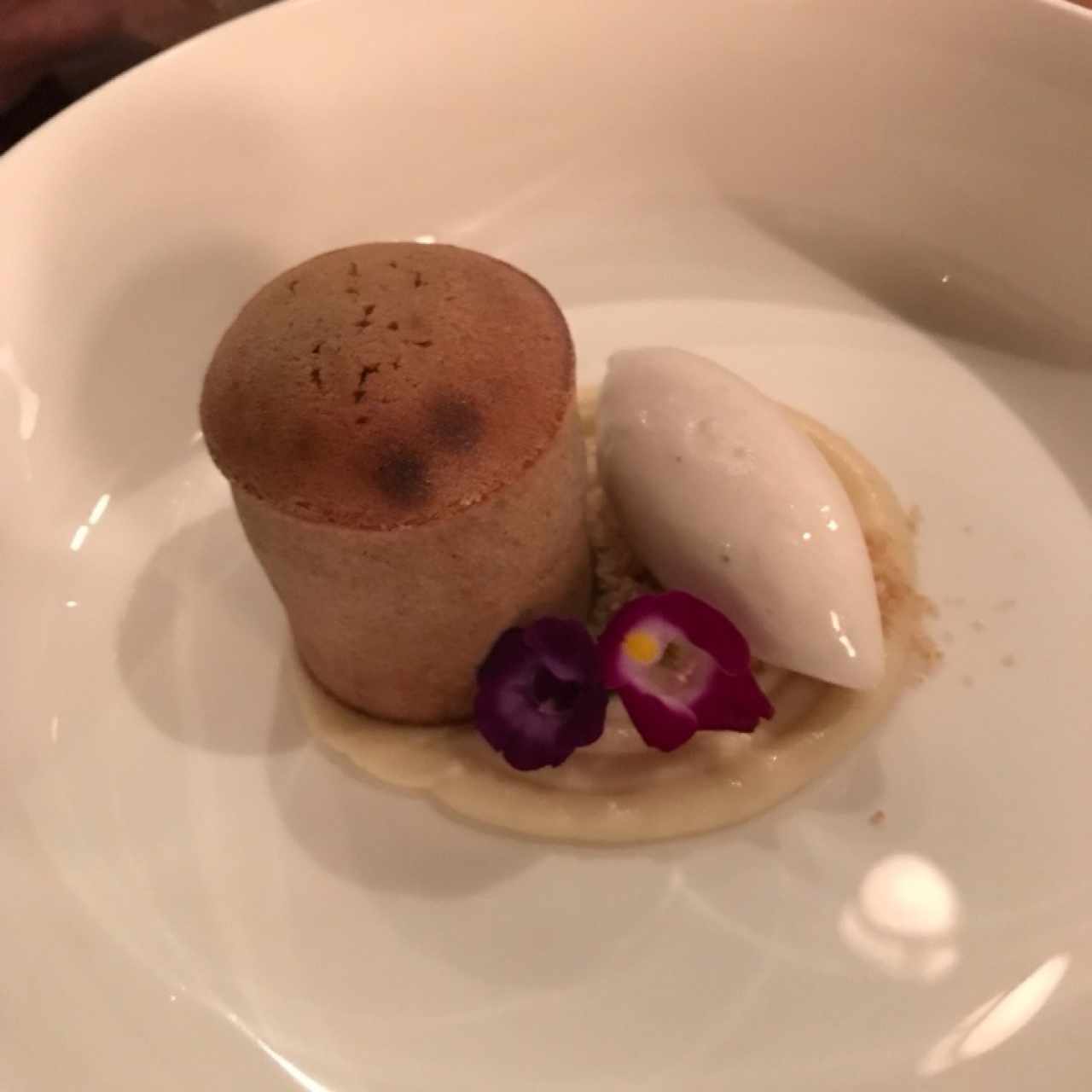 Postre: Fluido/Volcan de avellanas 
