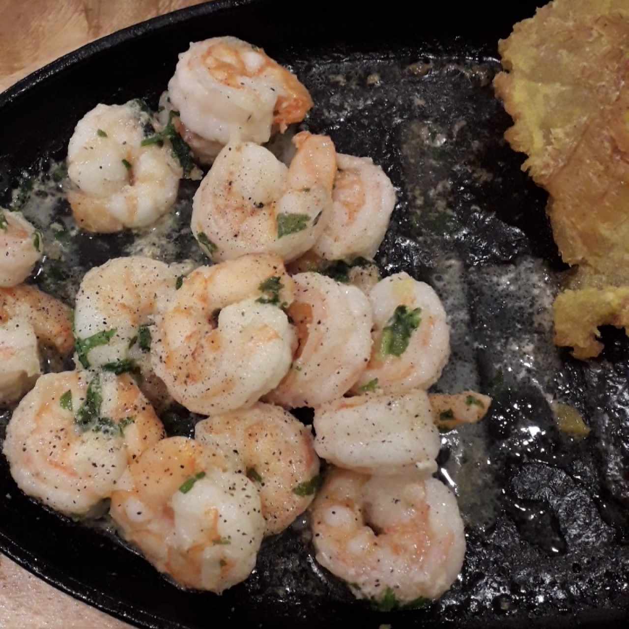 camarones al ajillo