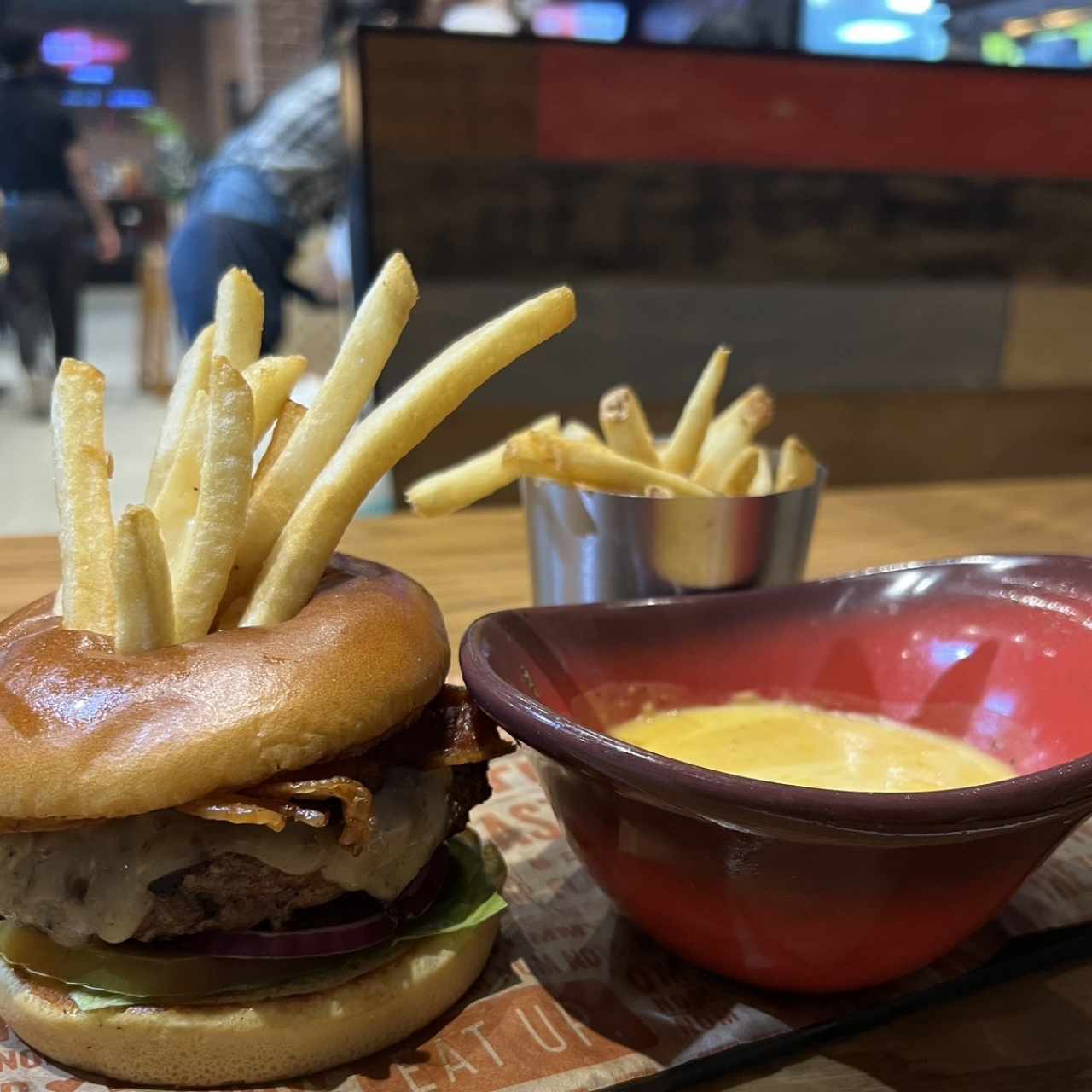 Handcrafted Burgers - Messy Burger