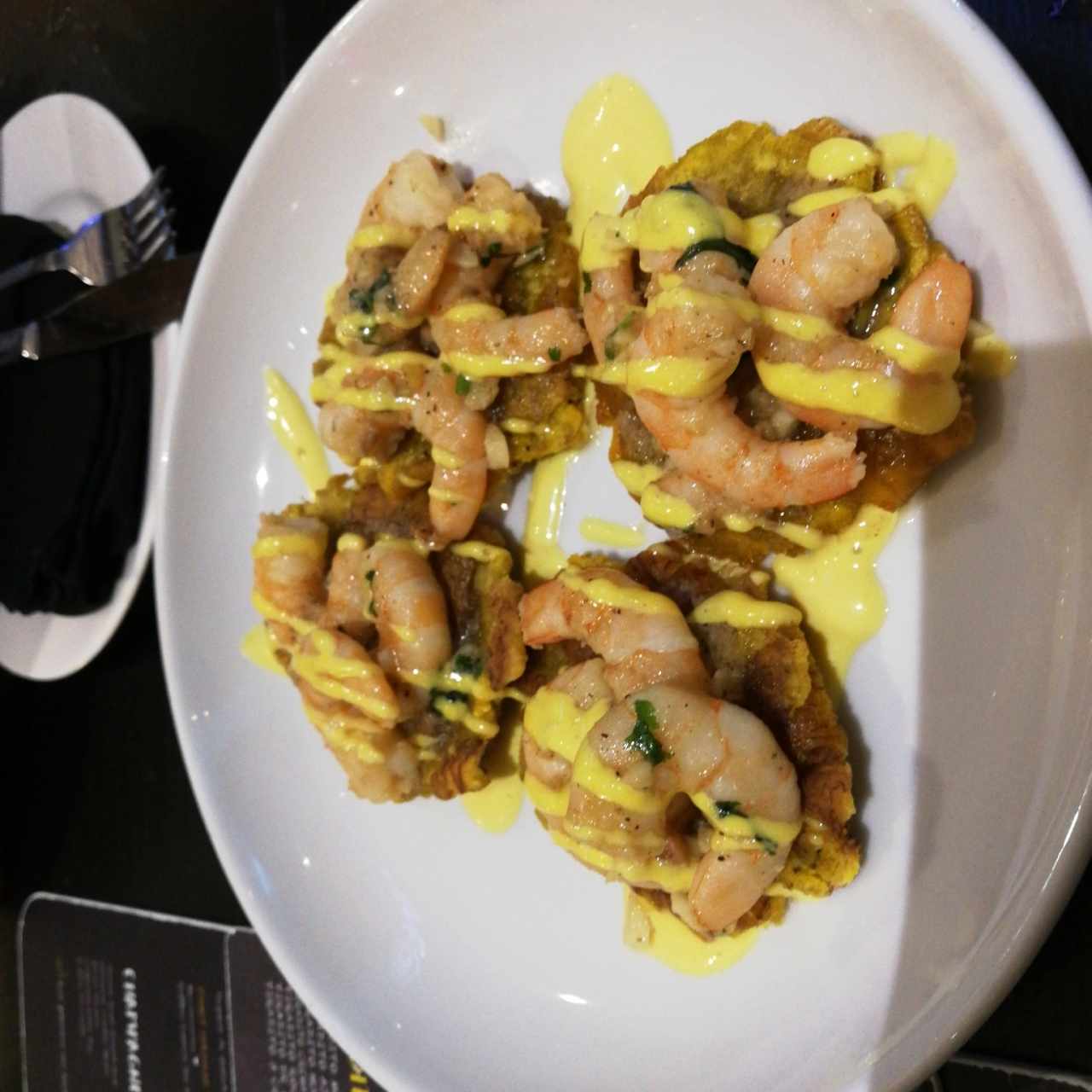 patacones camarones al ajillo 