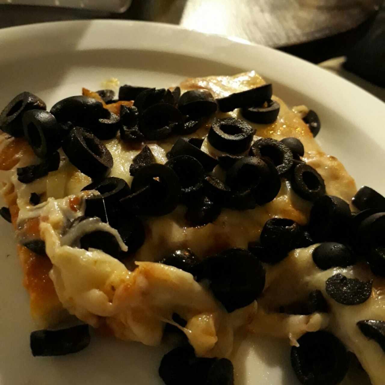 Muzzarella con aceitunas - espectacular