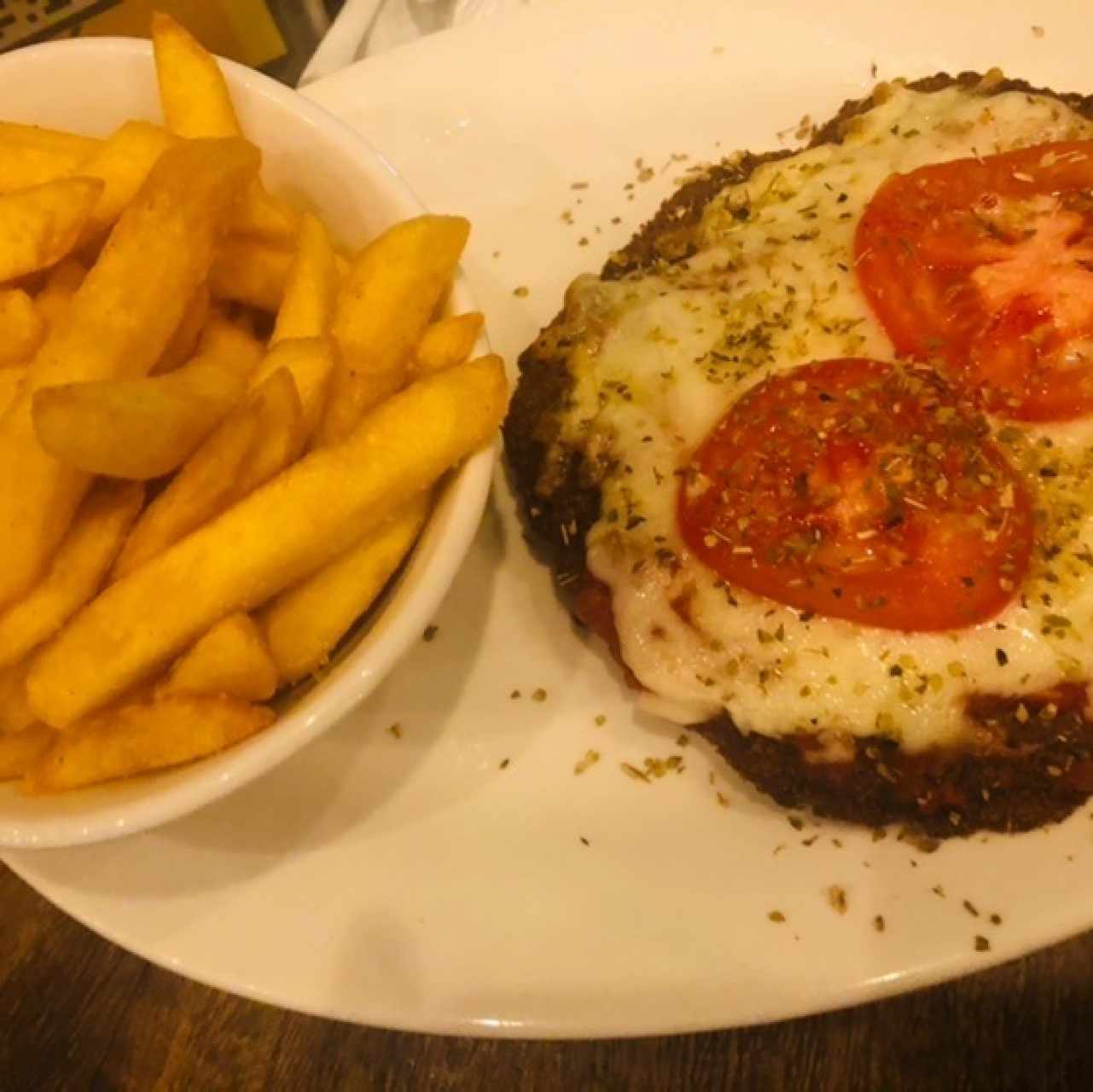 Milanesa de pollo napolitana