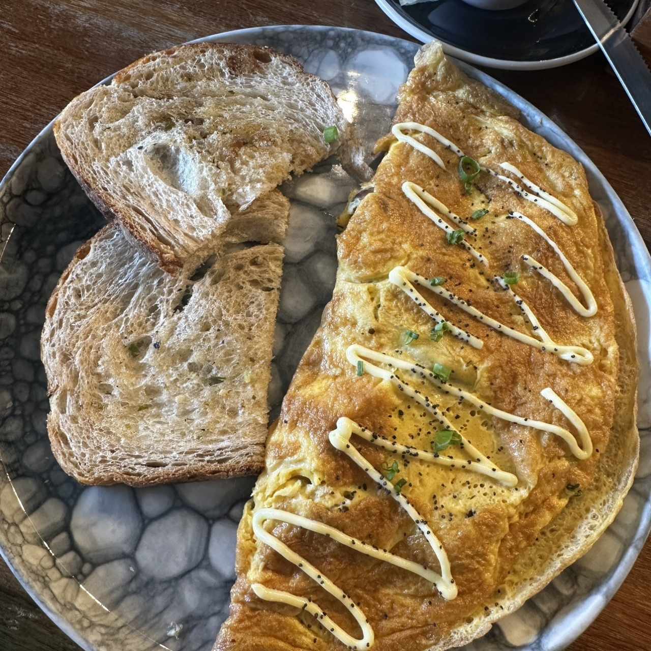 SAUTÉ AND SAUSAGE OMELETTE