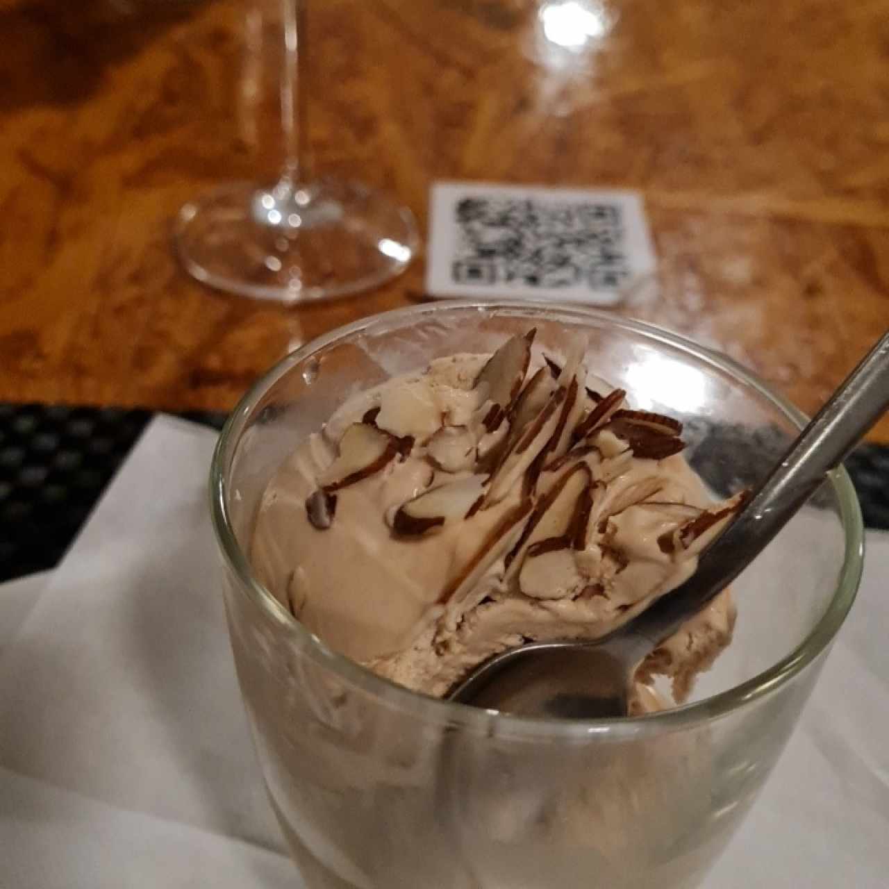 helado de Avellanasy almendras, esquisito!!!