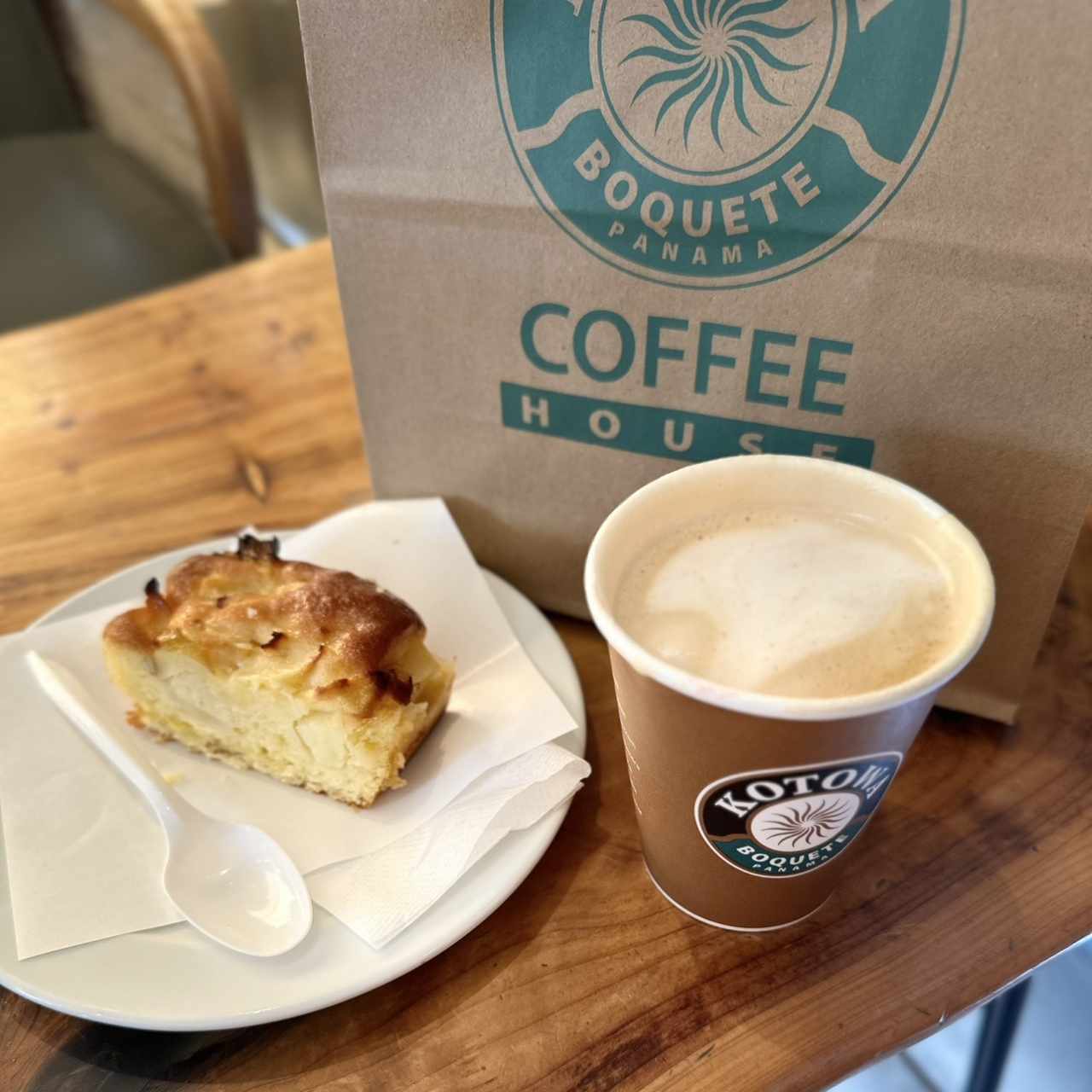 PASTELERÍA DULCE - Apple Cake